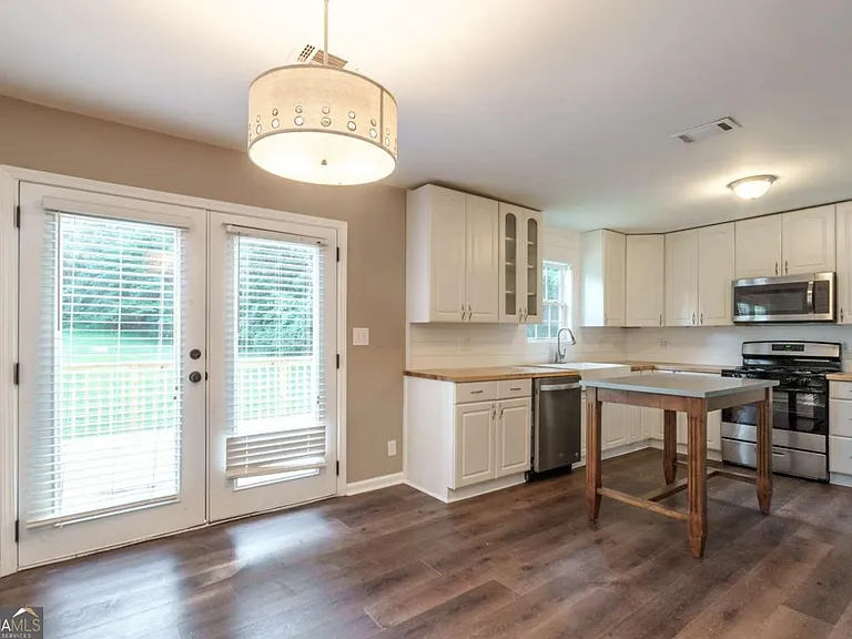 3322 Dewey Hogan Rd — Photo 12