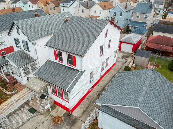 22112 105th Ave, Queens Village, NY 11429