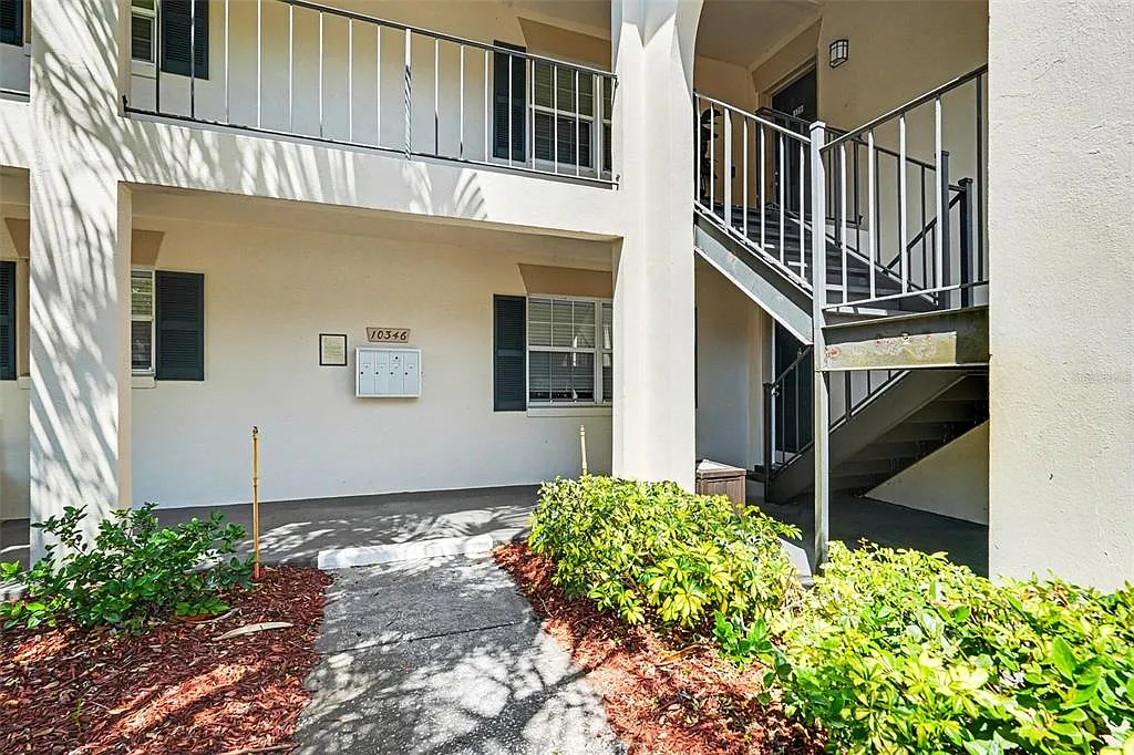 Building Photo - 10346 Carrollwood Ln #178