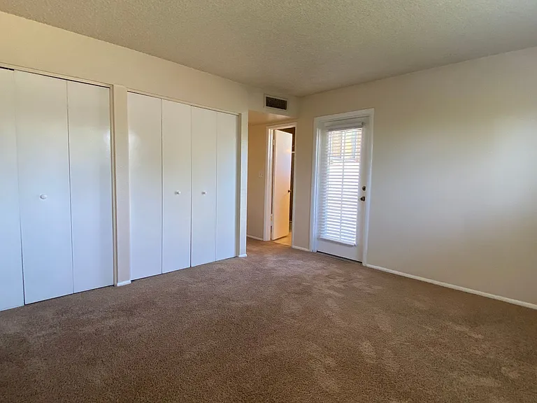 2131 E Palmcroft Dr — Photo 24