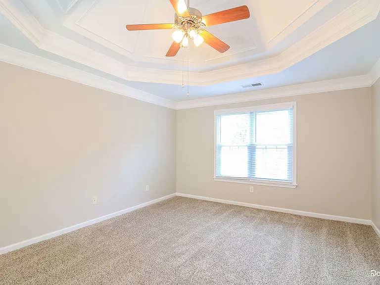 819 Winding Grove Ln — Photo 12