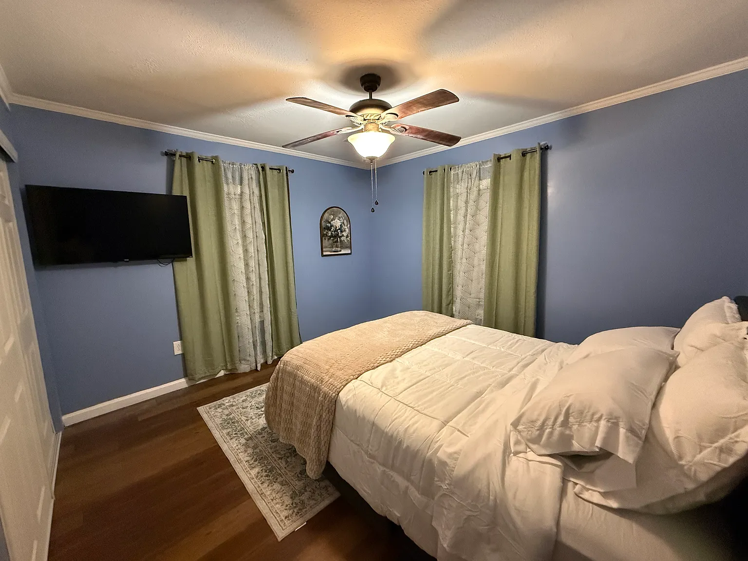 2 bed, 1119 sqft, $2,300 — Photo 3