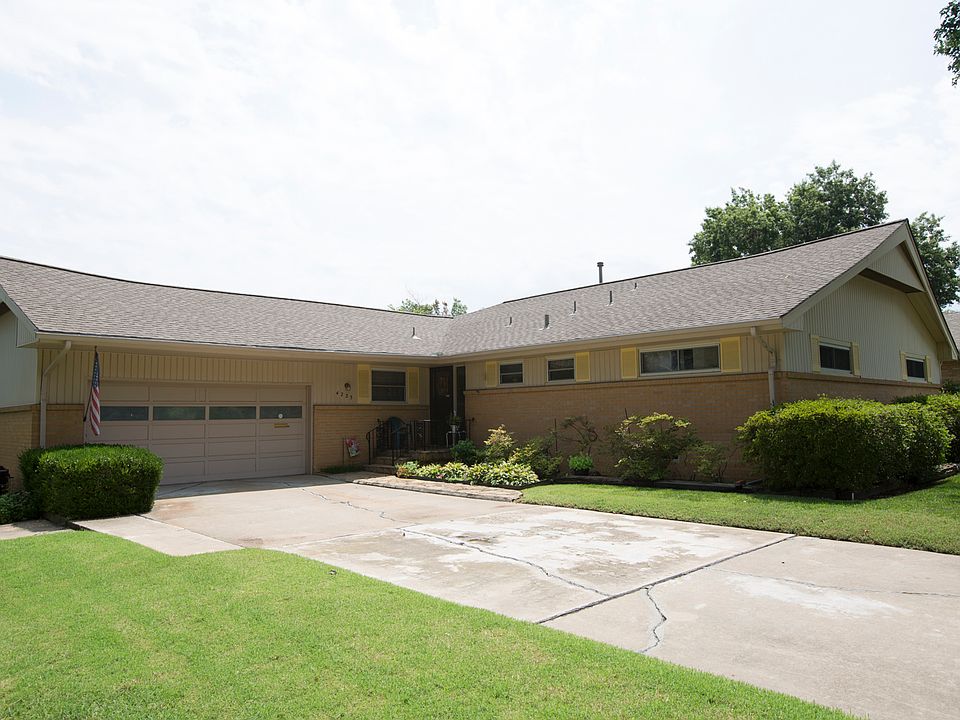 Front yard immaculate landscaping