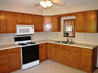 150 N Birch St #4, Waterman, IL 60556