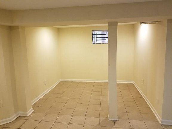 4th image of 6544 S Champlain Ave #B