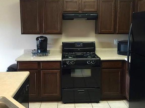 2nd image of 10553 Canyon Sage Dr