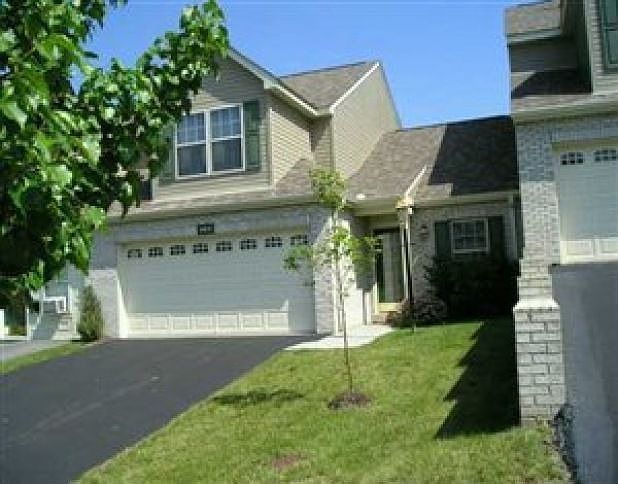 1st image of 103 Manor Dr