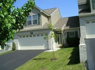 103 Manor Dr, Oakdale, PA 15071