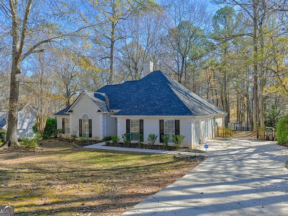 1st image of 108 Biencourt Dr