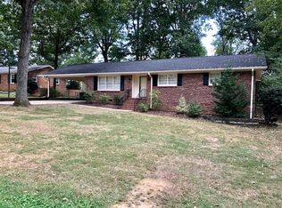 510 Mapleton Dr, Greenville, SC 29607