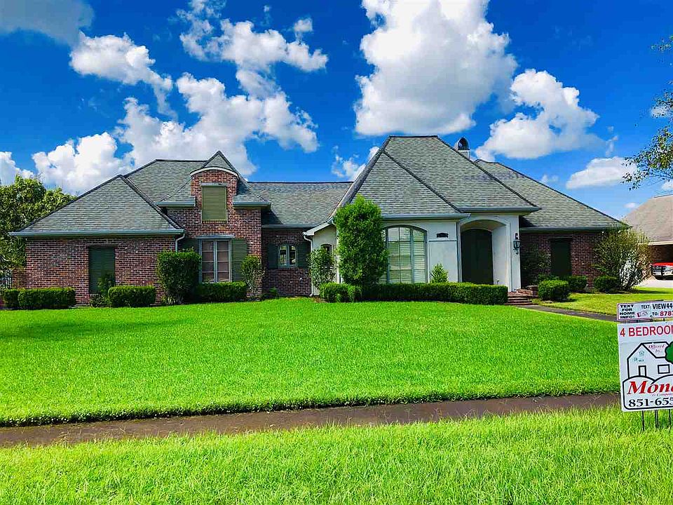 1st image of 204 Lake Decade Ct