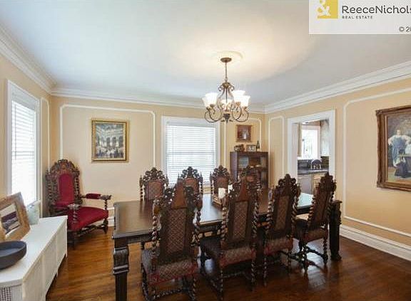 4th image of 1216 W 61st St