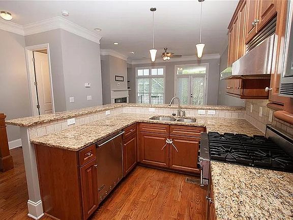 5th image of 853 Inman Village Pkwy NE