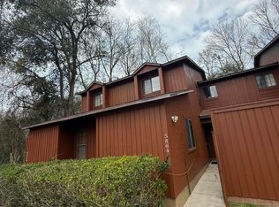 5864 SW 8th Pl, Gainesville, FL 32607