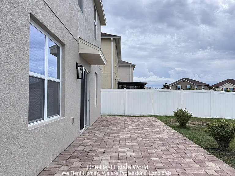 362 Nova Dr — Photo 12