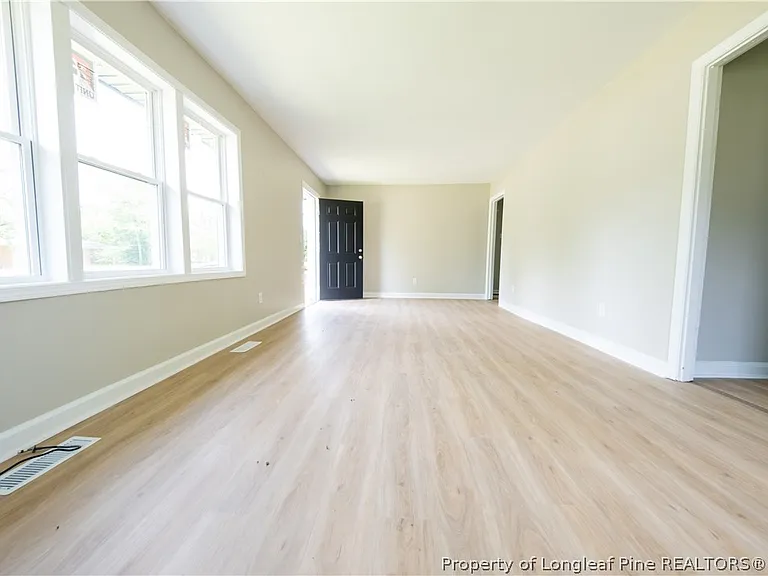4825 Cottonwood Dr — Photo 4