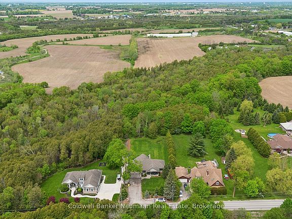 3rd image of 6592 Forestell Rd