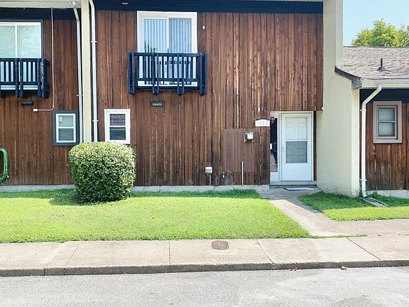 2nd image of 1443 Longdale Dr