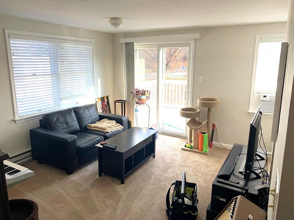 2nd image of 291 S Devon Ave #2