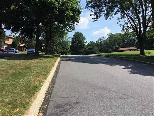 5th image of 132 Bishops Dr