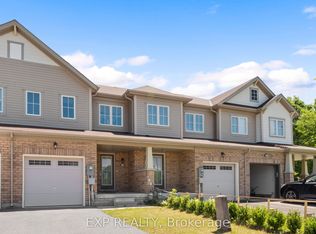 7736 White Pine Cres, Niagara Falls, ON L2H 3R5