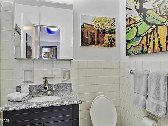 5th image of 301 E 69th St APT 14G