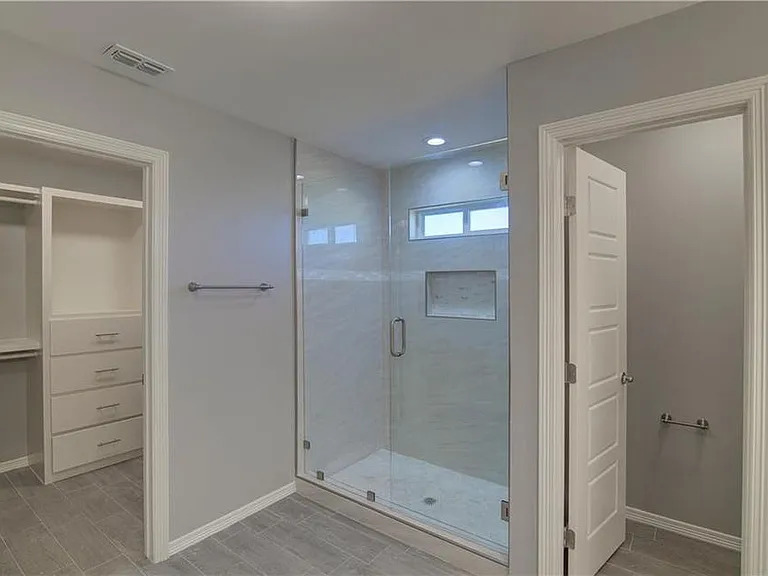 1126 Grandeur Dr — Photo 12