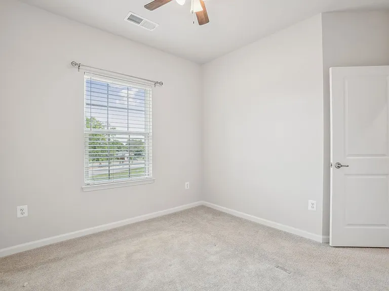 4502 Dale Creek Way — Photo 26