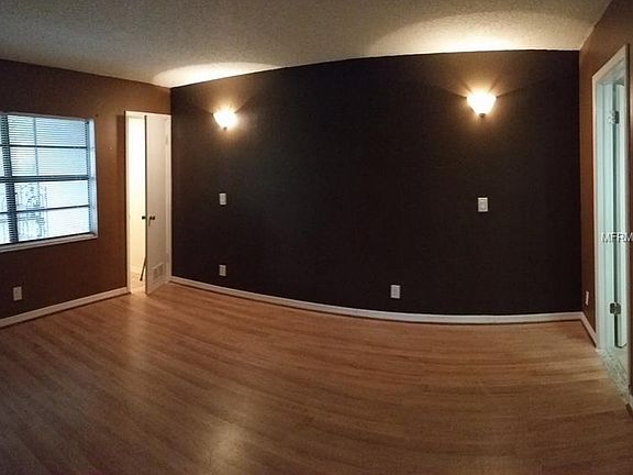 5th image of 101 Lake Ave NE APT 116