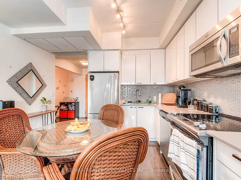 155 Saint Leger St #103 — Photo 13