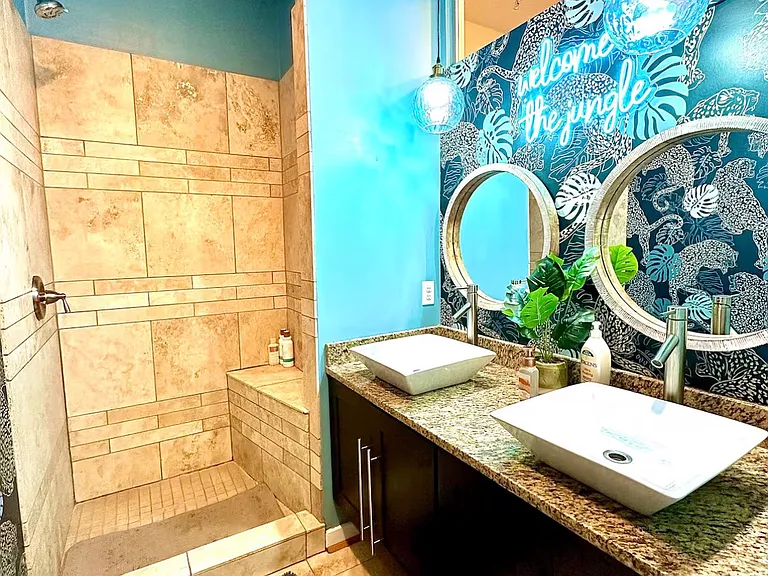 1417 Main St #4 — Photo 16