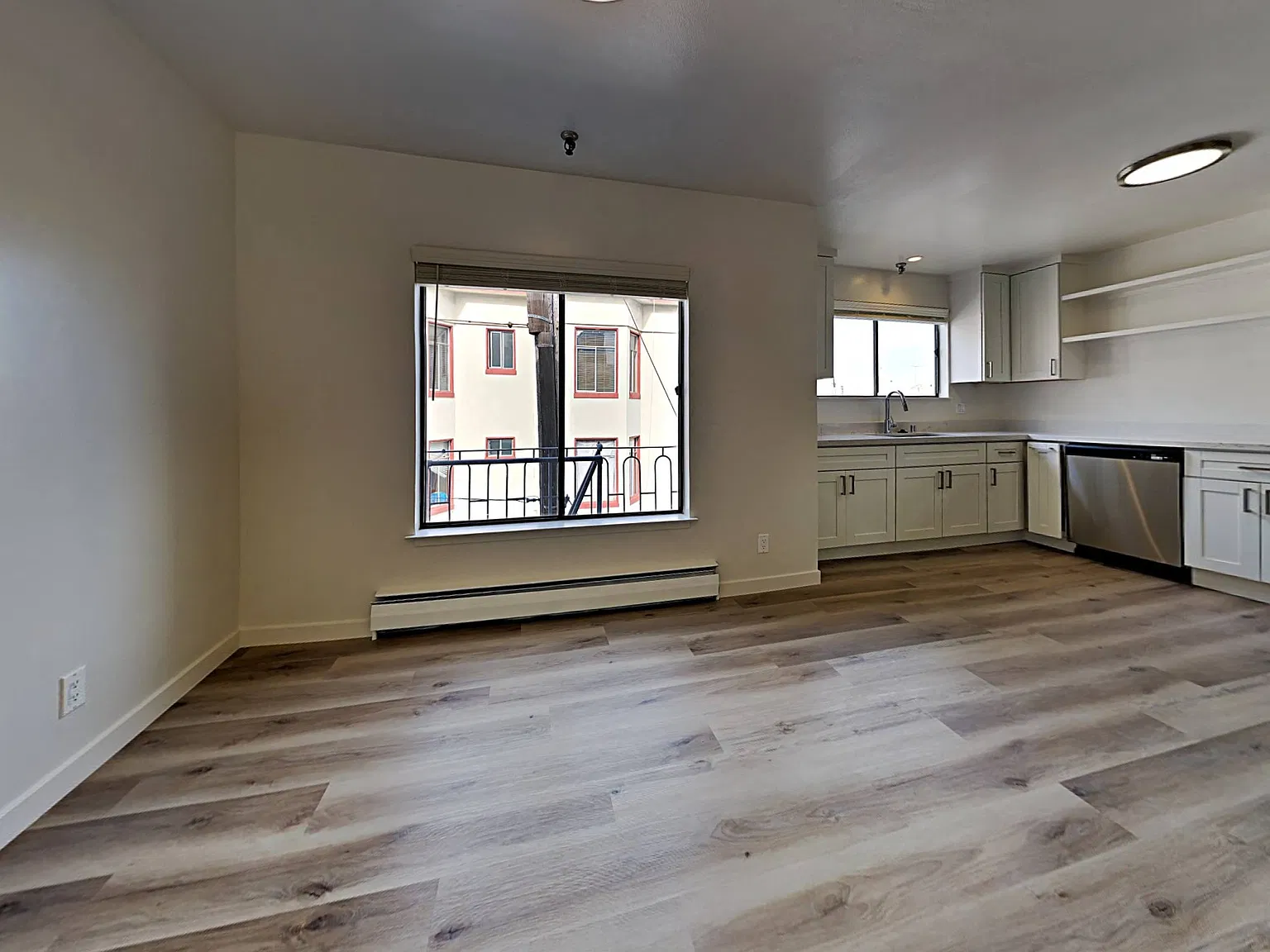 1521 Taylor St. — Photo 3
