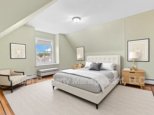 278 Lafayette St APT 5, Salem, MA 01970