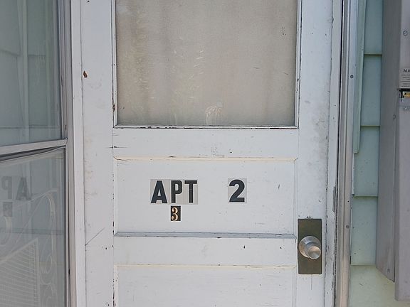 2nd image of 89 N Yale St APT 2