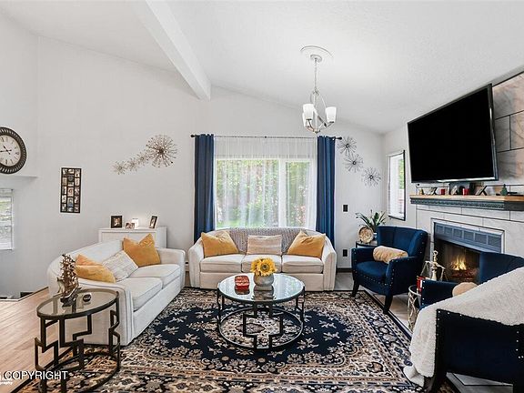 4th image of 6851 Tamir Ave