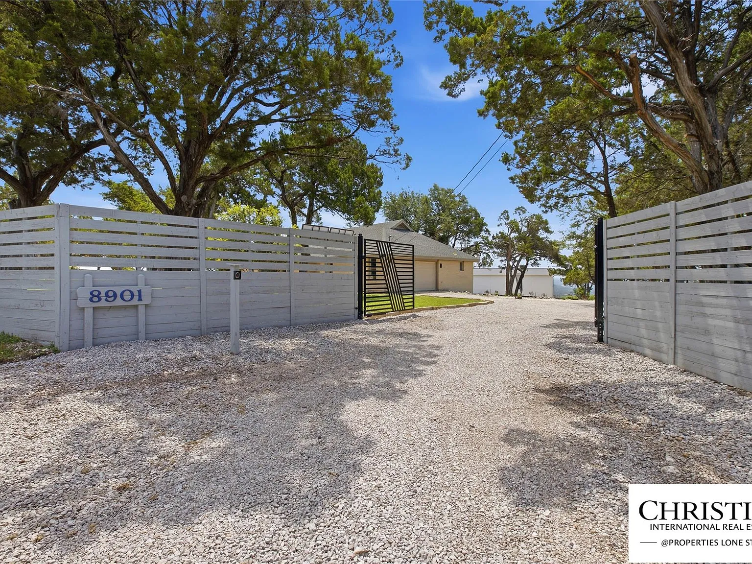 4 bed, 3.0 bath, 2634 sqft, $3,500 — Photo 4