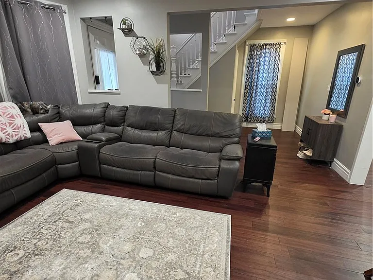 149 Adam St — Photo 18