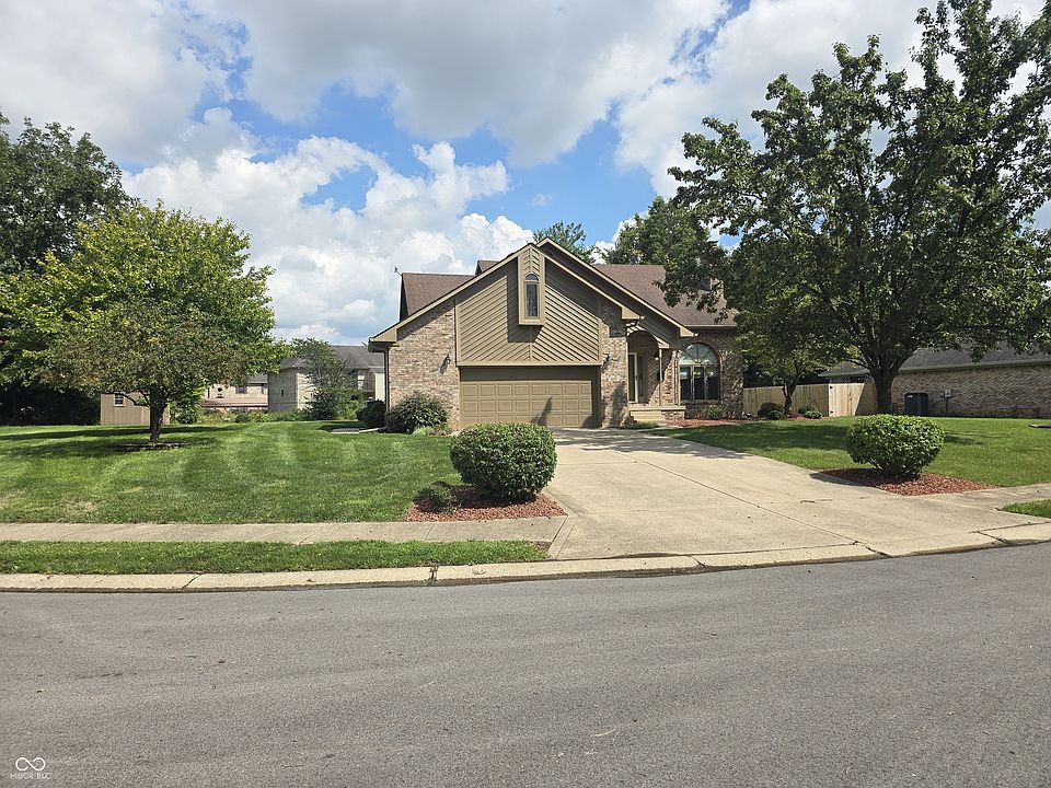 1st image of 903 Corey Ln