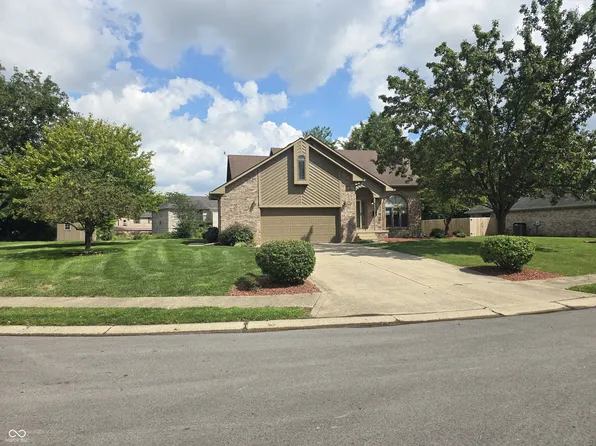 903 Corey Ln, Plainfield, IN 46168
