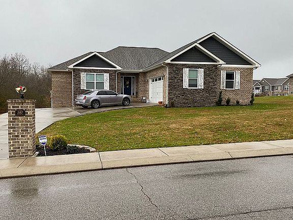 2nd image of 387 Riverview Dr