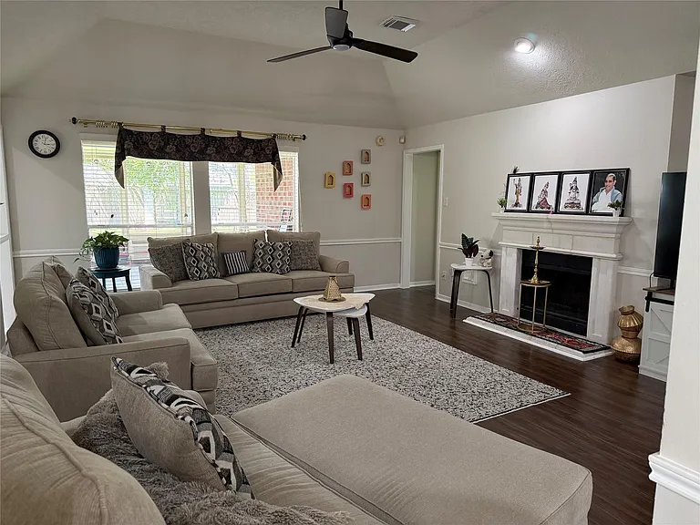 11807 McKinney Falls Ct — Photo 7
