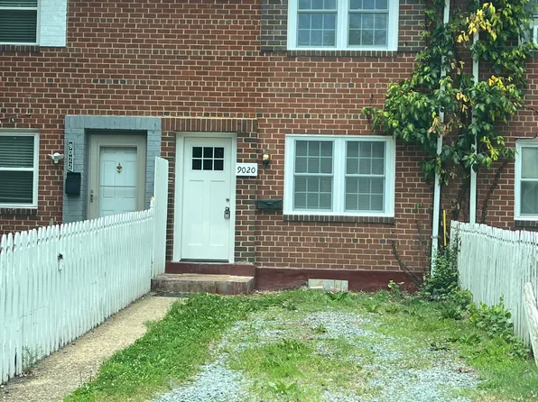 9020 Merrimack Dr, Manassas, VA 20110