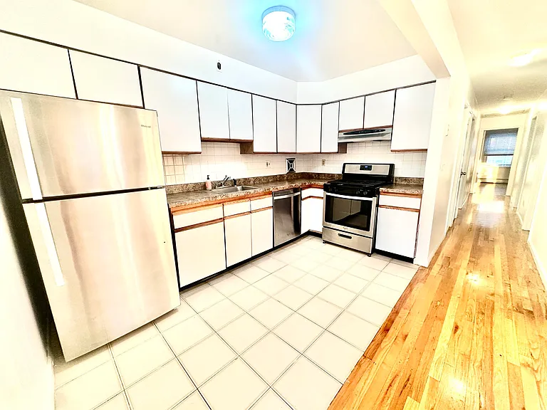 364 Liberty Ave #2 — Photo 20