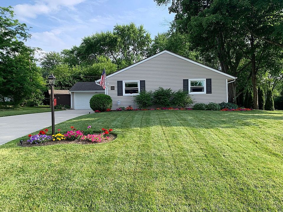 1st image of 230 Gershwin Dr