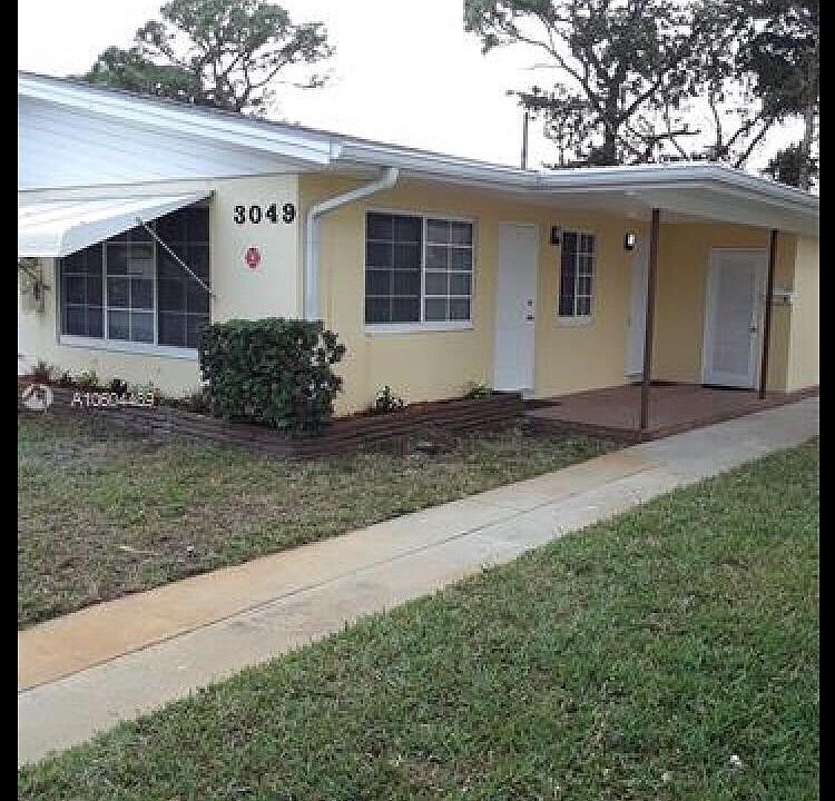 1st image of 3049 NE 20th Ter