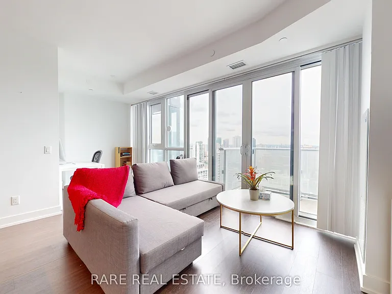 7 Grenville St #3307 — Photo 7