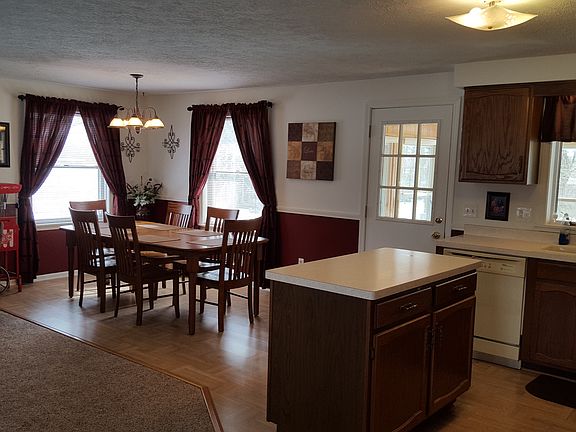 4th image of 2586 Lake Rd