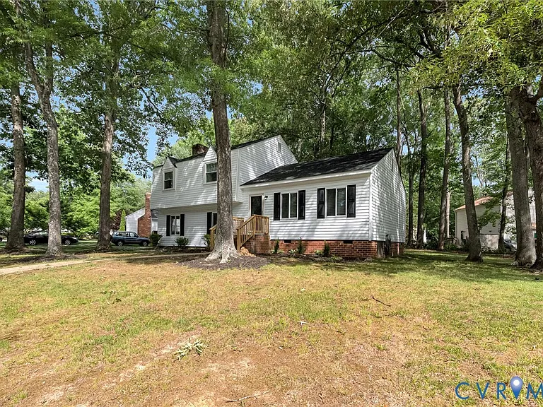 9015 Covewood Rd — Photo 28
