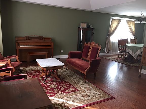 5th image of 1131 Windsor Dr