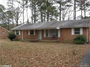3131 Gordon Dr, Petersburg, VA 23805